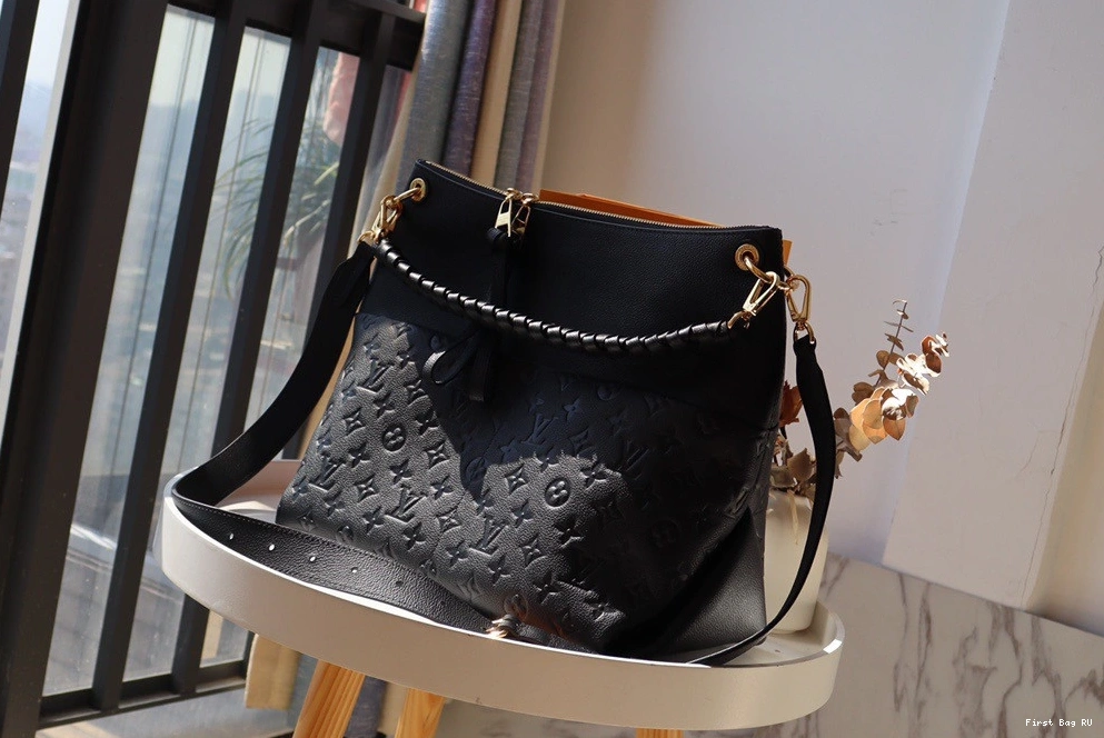 First bag ru HOBO MAIDA LOUIS VUITTON 0801
